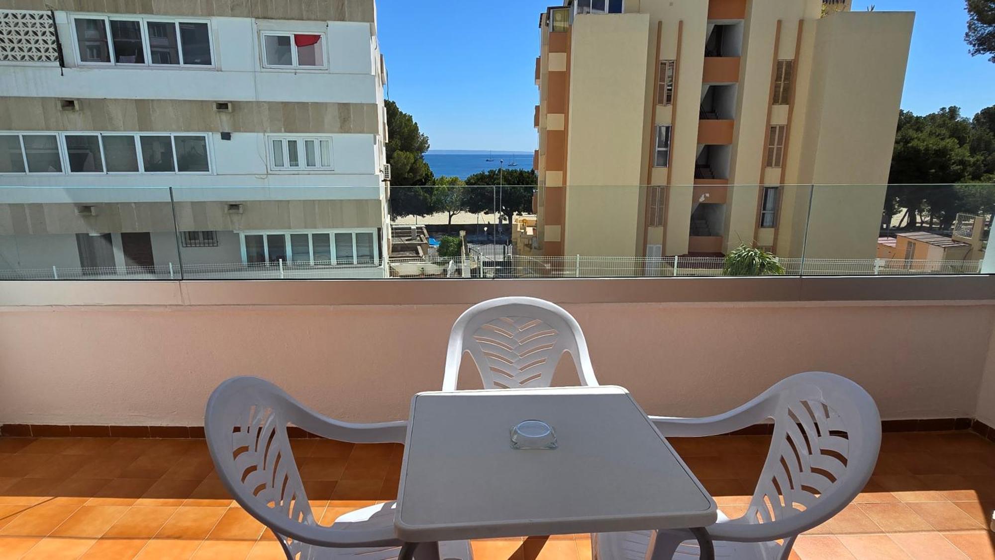 Marina Palmanova Apartamentos ภายนอก รูปภาพ