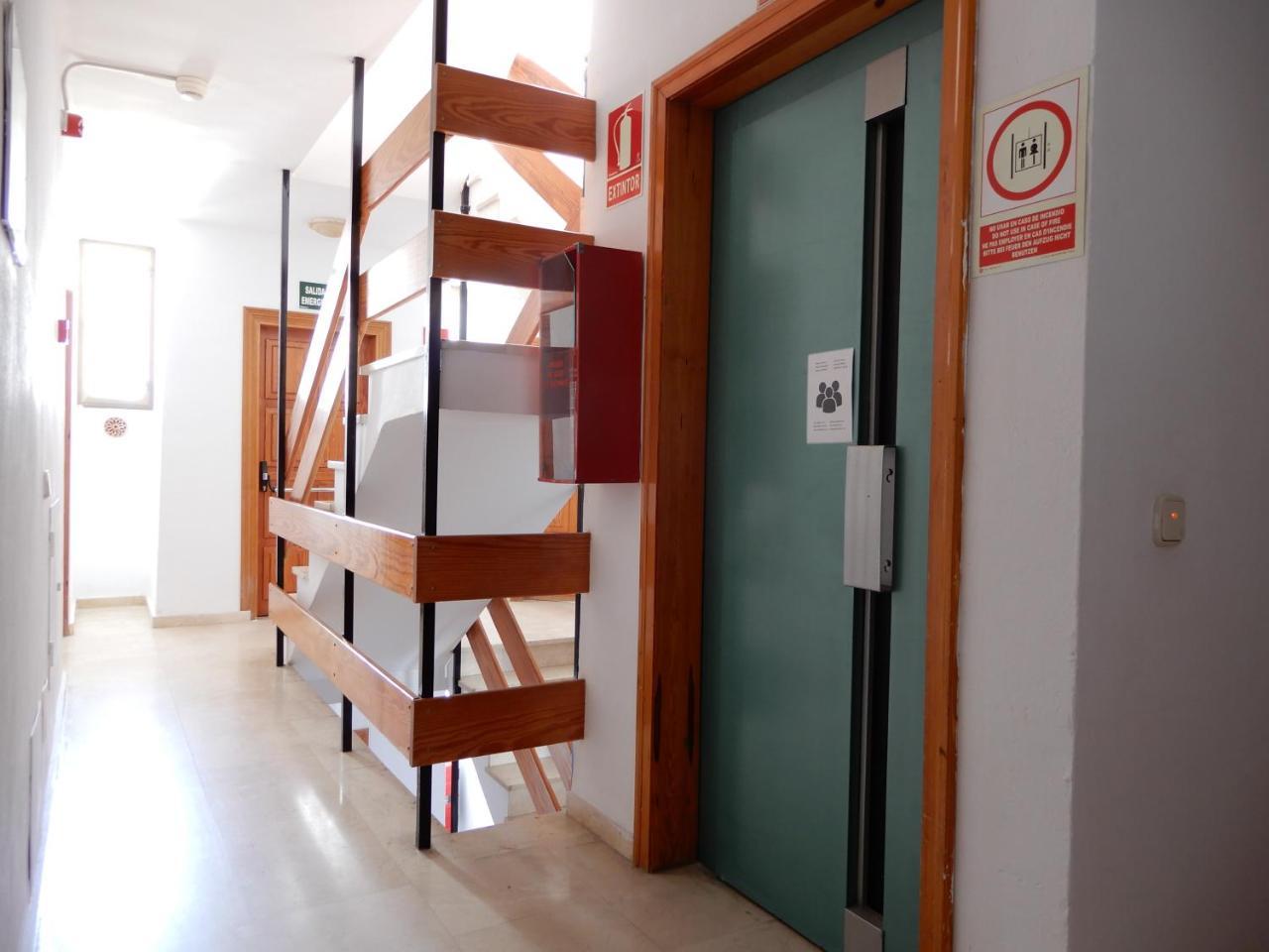 Marina Palmanova Apartamentos ภายนอก รูปภาพ